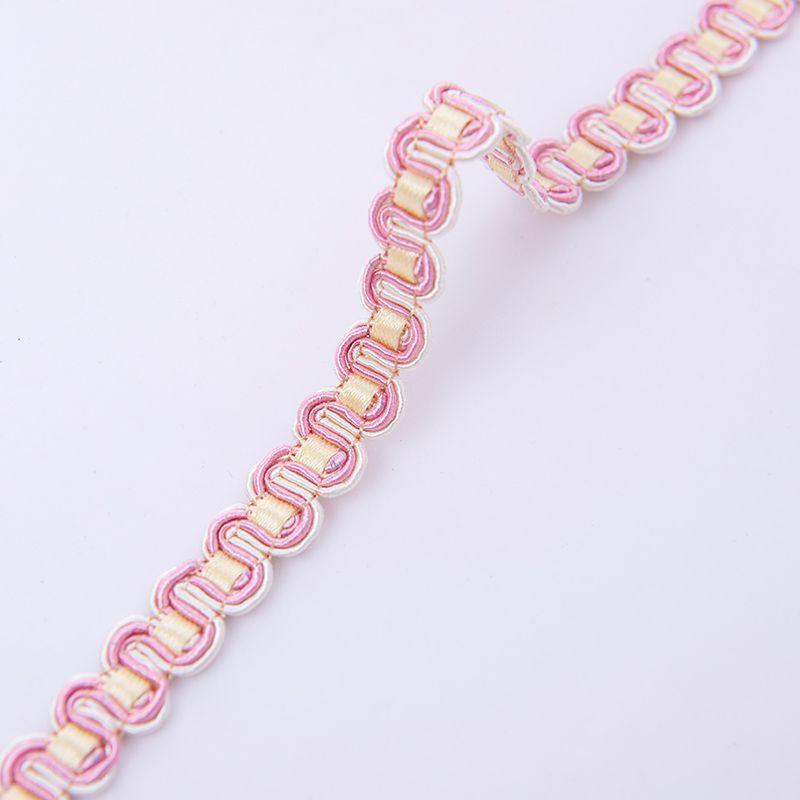 Decorative embroidery Bowlift