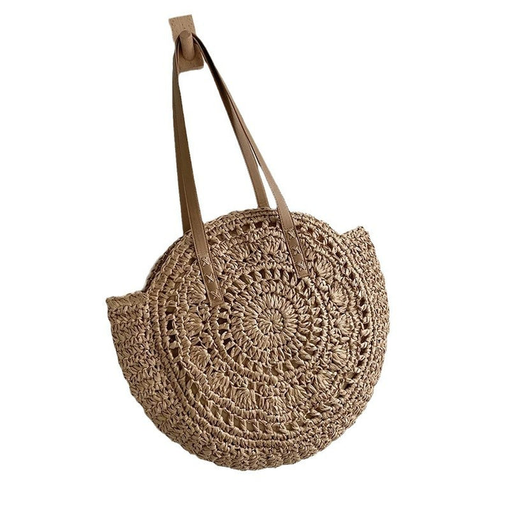 Handcrafted straw shoulder bag with unique design Bowlift