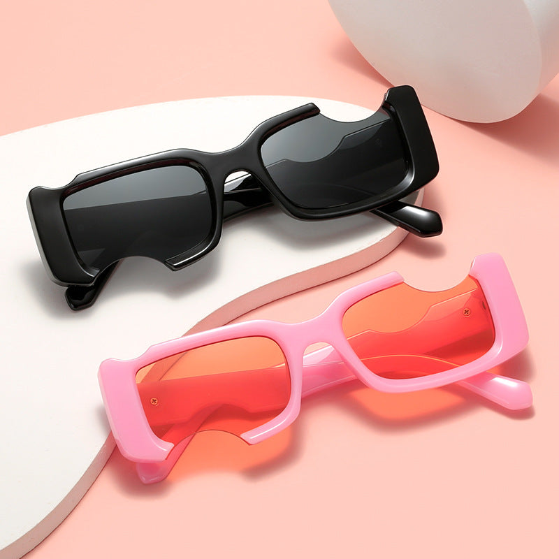 Ladies fashionable goggles in unique futuristic design Bowlift