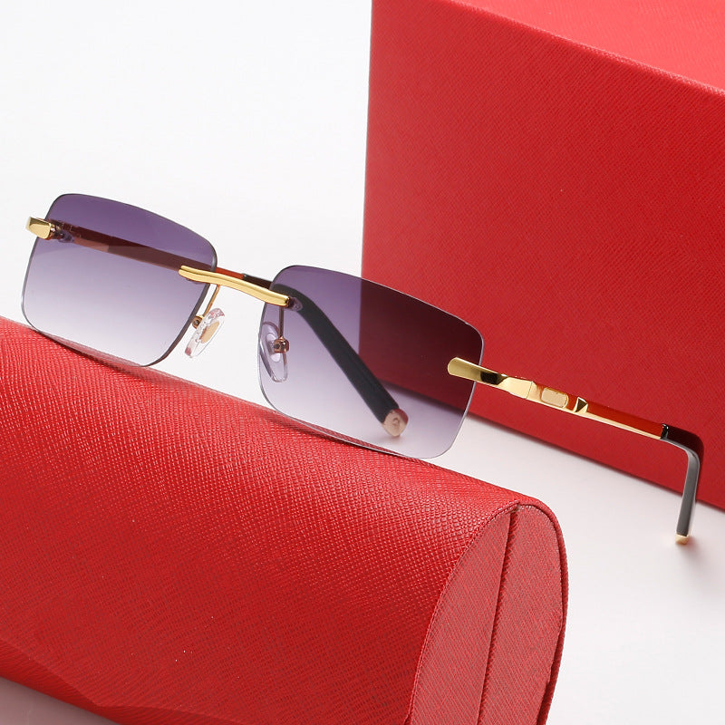 Ladies stylish sunglasses with elegant metal frame and polarized lenses Bowlift