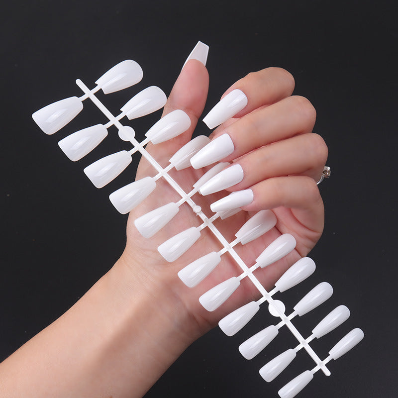 Stunning Black Stiletto Press-On Nails Bowlift