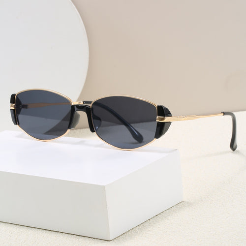 Fashionable sunglasses with elegant metal frame Bowlift