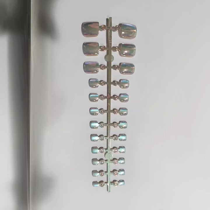 Premium Iridescent Nail Tips Bowlift