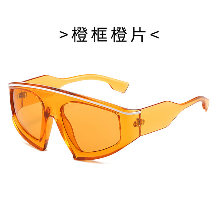 Ladies Sporty Sunglasses with Stylish Frame and Large Lenses Bowlift