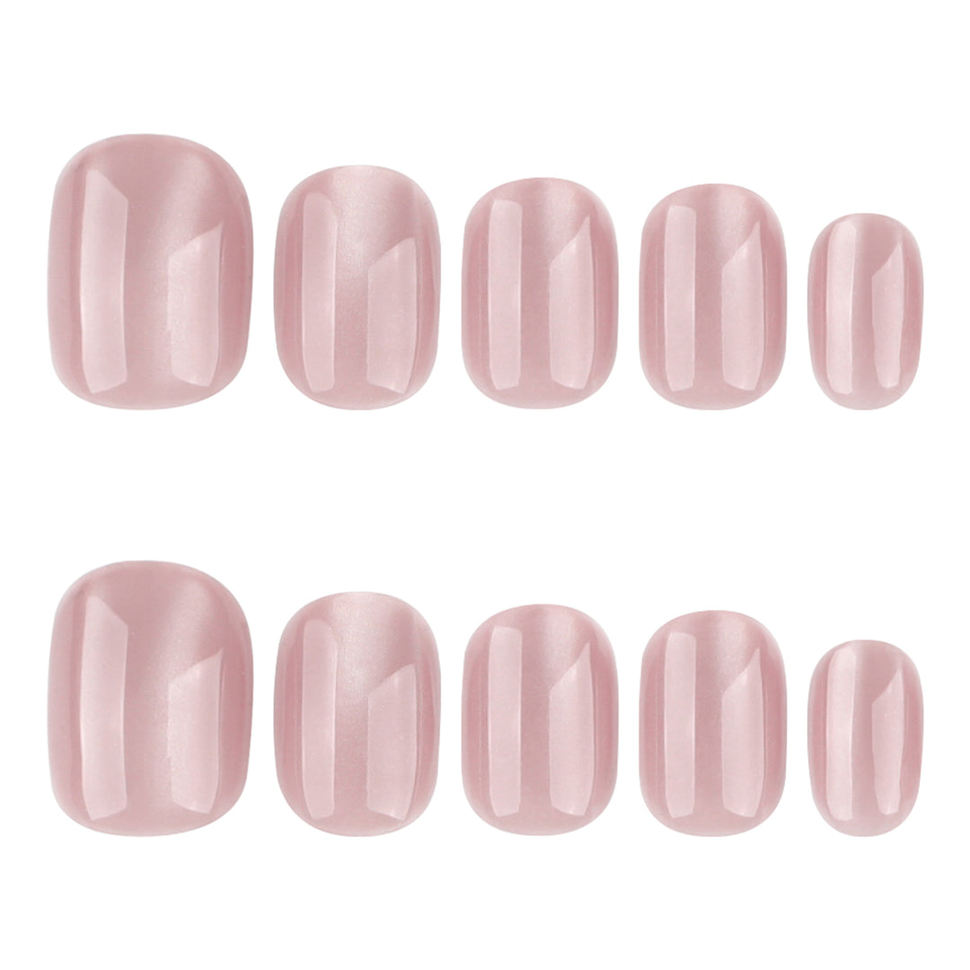 High-quality artificial nails with natural shine Bowlift