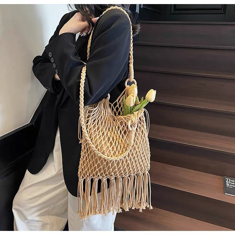 Hand-knotted fringed tote bag Bowlift
