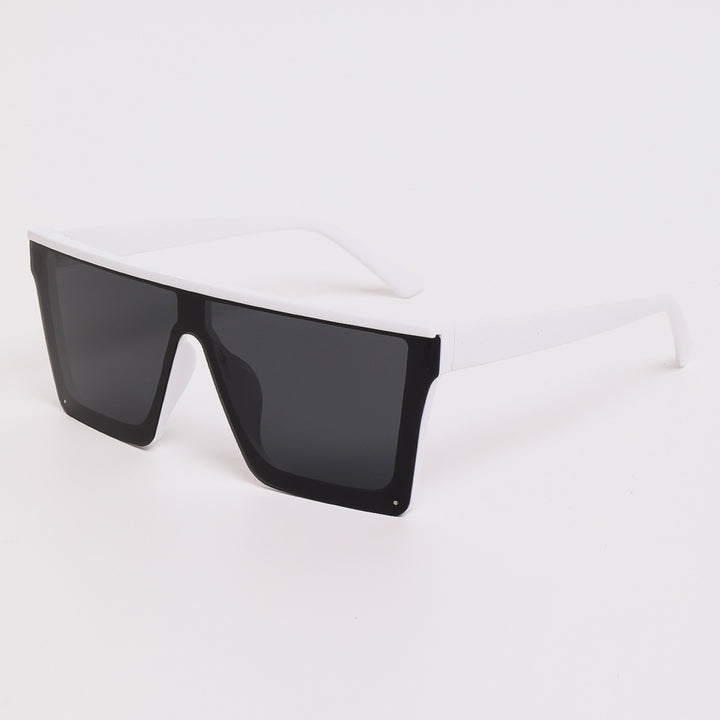 Women oversized sunglasses with bold frame and UV protection Bowlift