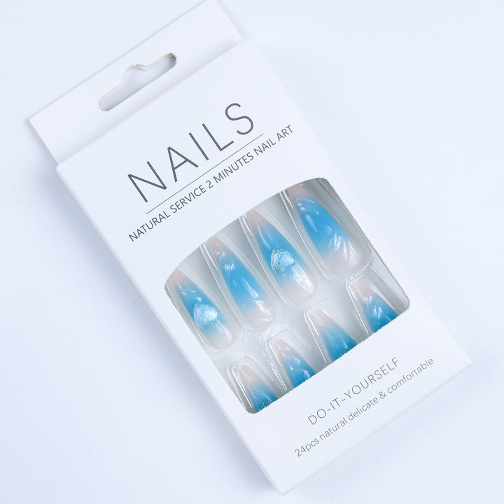 Creative heart design fake nails with glitter accents Bowlift