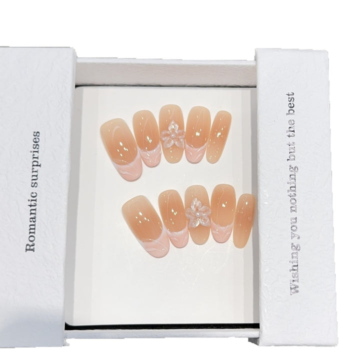 Artificial nails with romantic 3D flower accents Bowlift