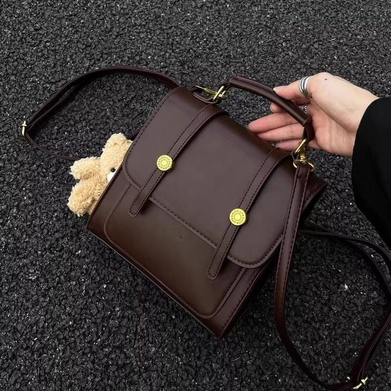 Fashionable Structured Handbag Bowlift