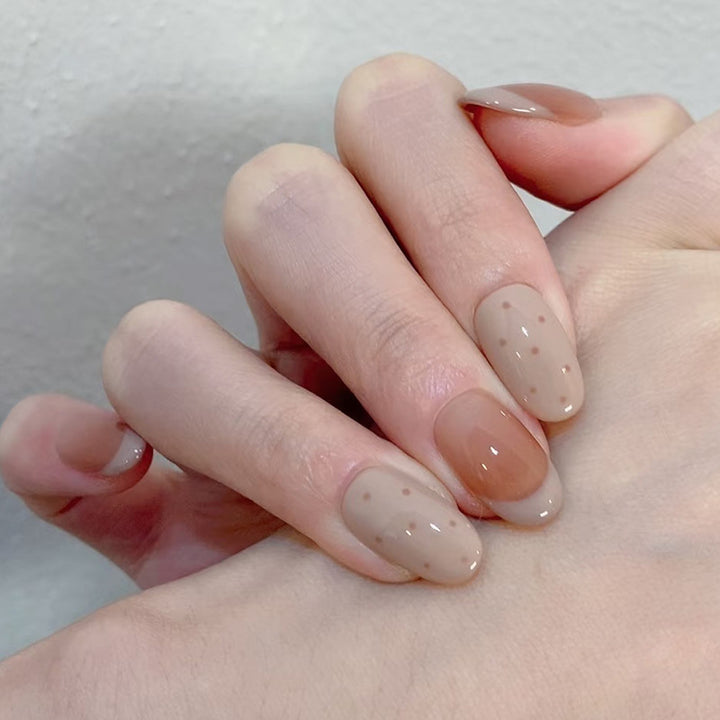 Natural Finish Press-On Nail Set Bowlift