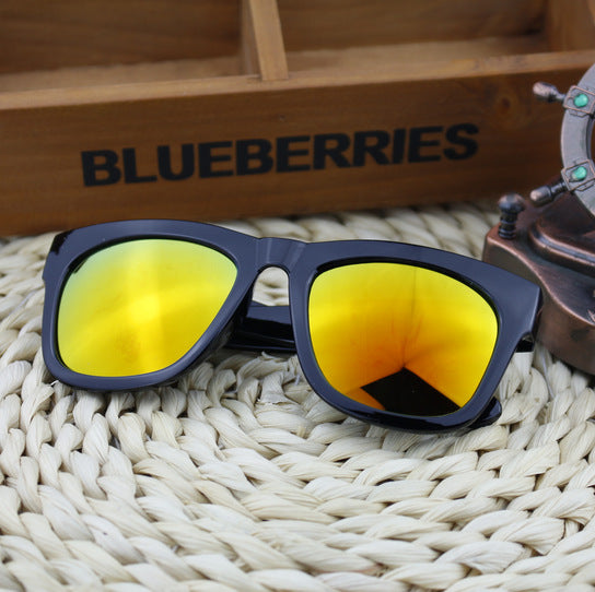 Women's sporty sunglasses with polarized lenses Bowlift