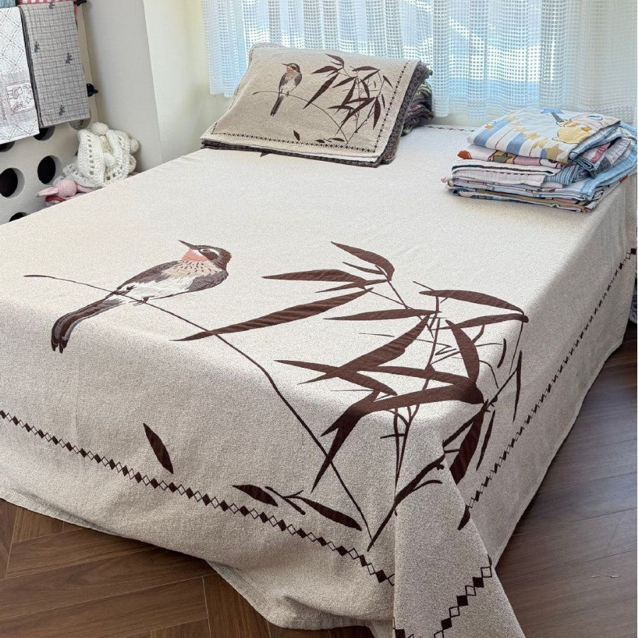 Women decorative bedspread Bowlift
