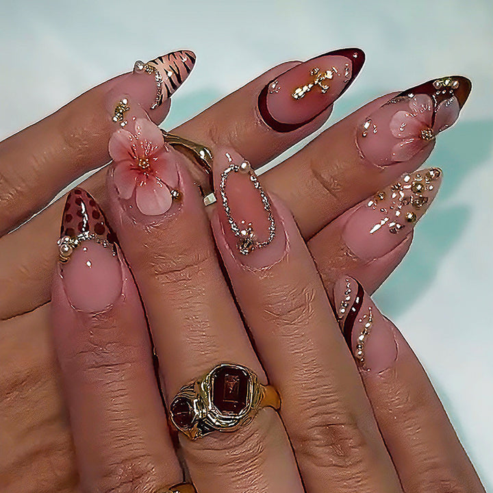 Floral Articulate Press-On Nail Set Bowlift