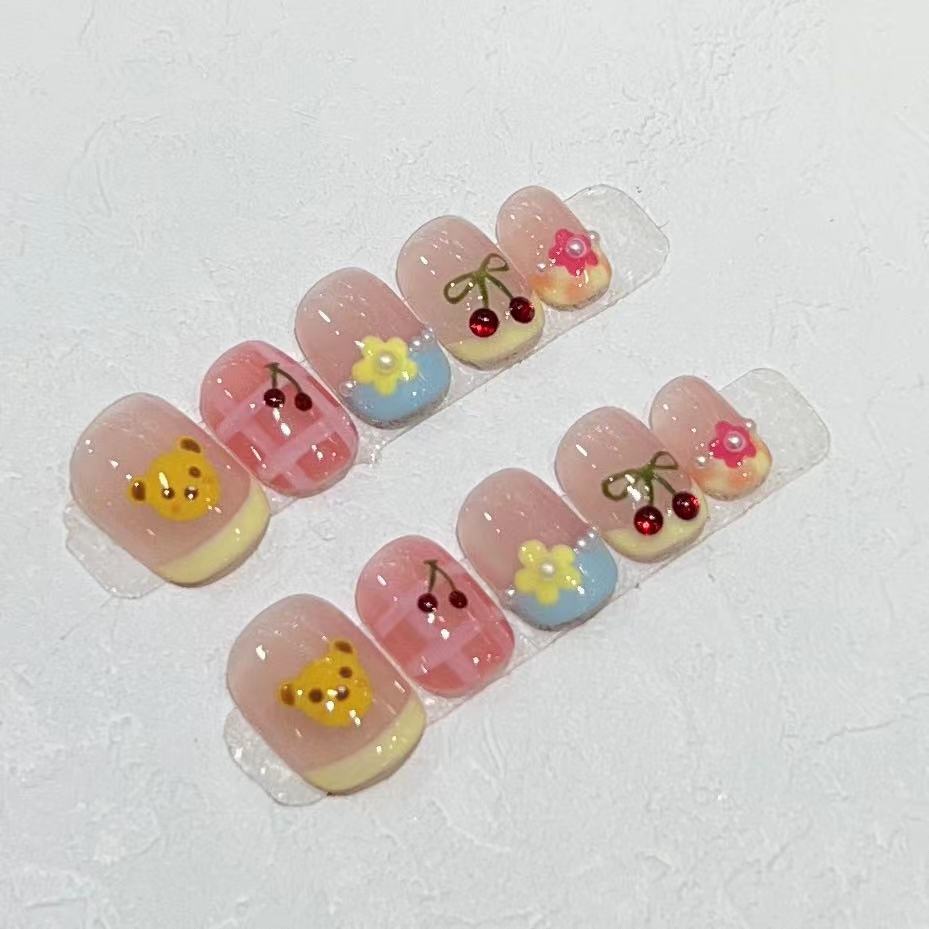 Whimsical Character Design Press-On Nail Set Bowlift