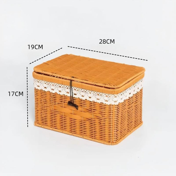 Women's braided basket with lid and lace top Bowlift