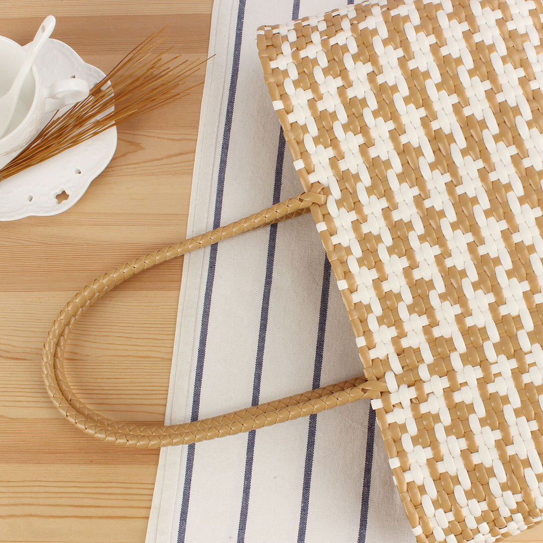 Designer Tote Bag Made of High-Quality Woven Material Bowlift