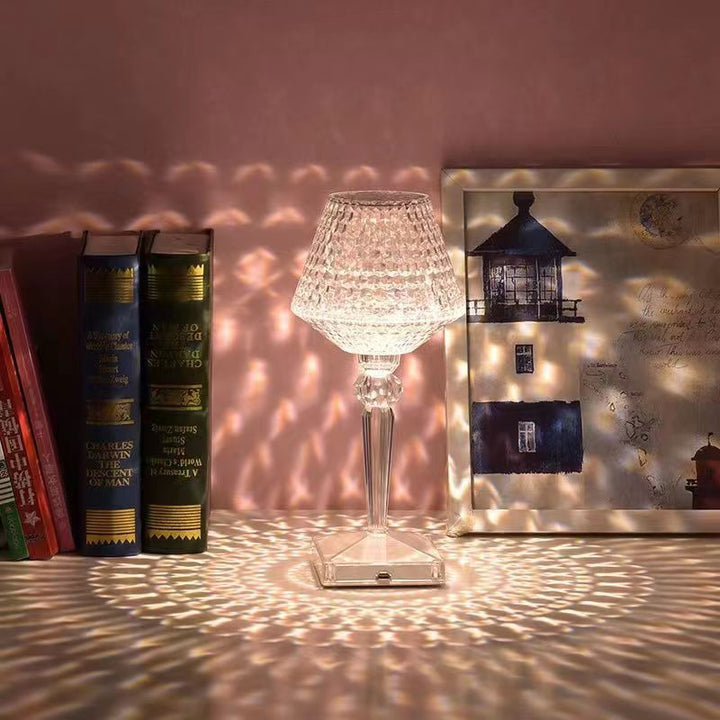 Liesbeth Crystal Lamp – Luxury Table Lamp with USB Charging Function Bowlift