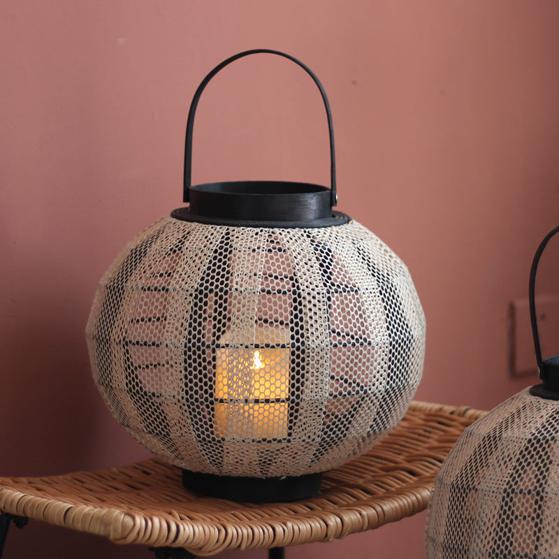 Decorative Lantern Bowlift