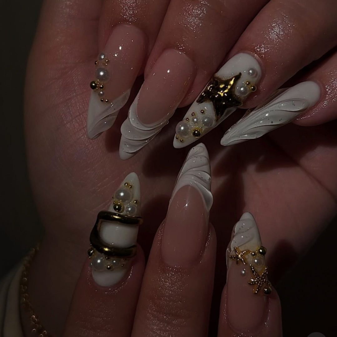 Elegant Nail Art Bowlift