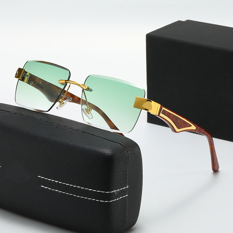 Women’s trendy glasses with square frame Bowlift