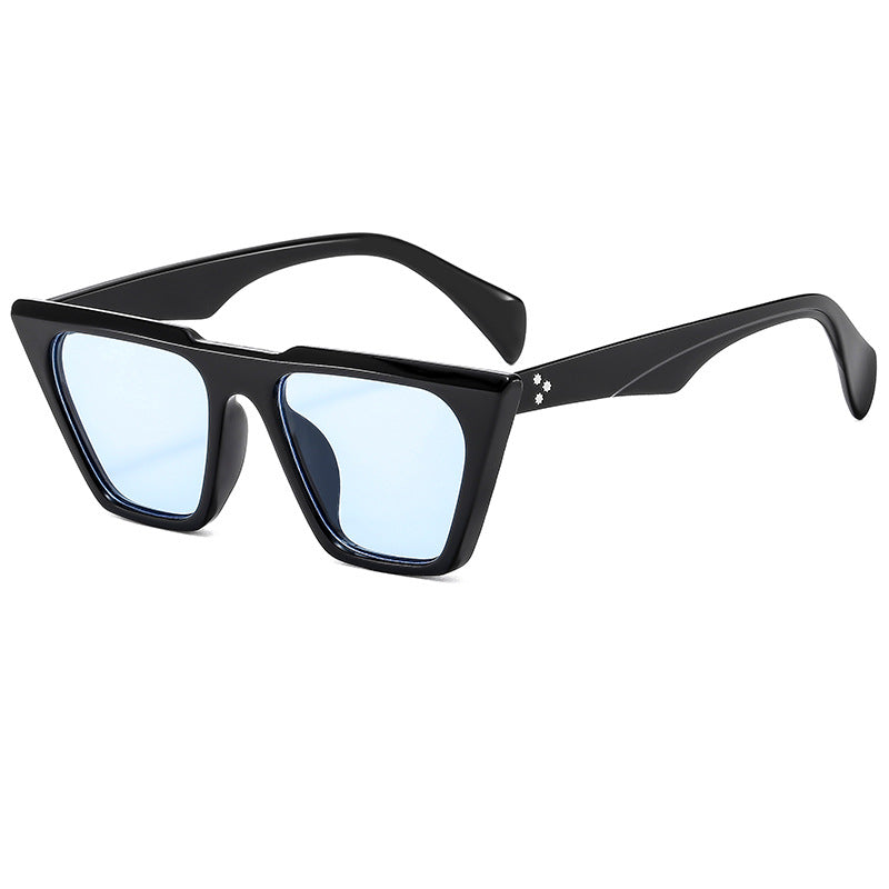 Women's Sunglasses Bowlift