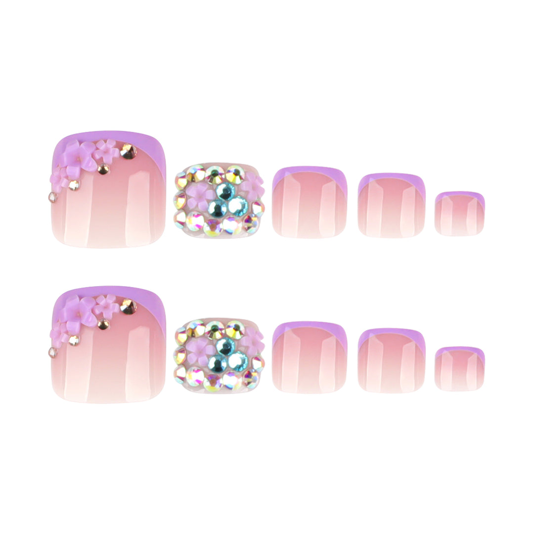 Artful nail design with elegant glitter accent Bowlift