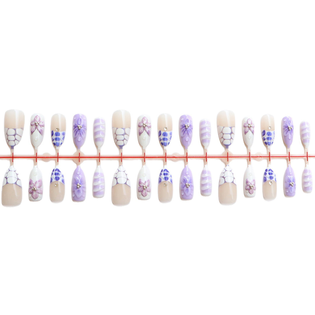 Artistic Press-On Nail Collection Bowlift
