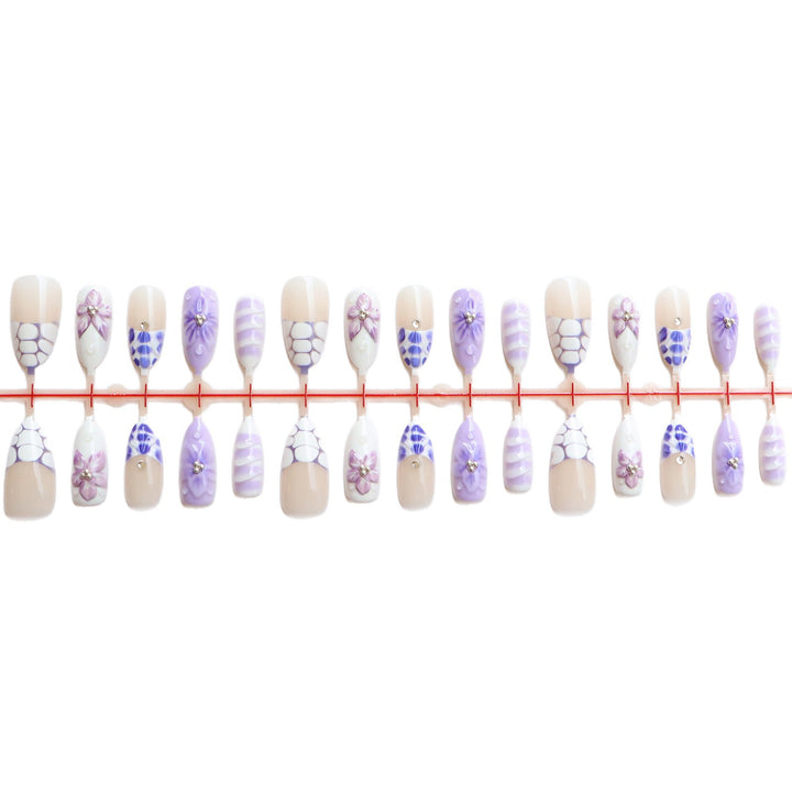 Artistic Press-On Nail Collection Bowlift