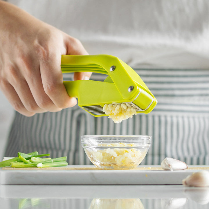 Multifunctional Garlic Chopper Bowlift