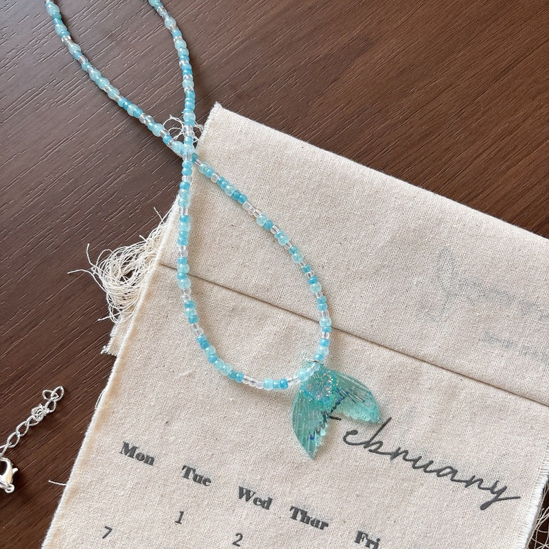 Necklace with Glitter Fish Tail Bowlift