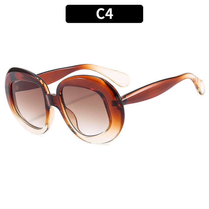 Oversized Retro-Inspired Sunglasses
