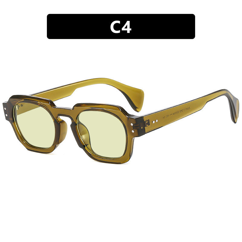 Ladies fashionable sunglasses in eye-catching tortoiseshell design Bowlift