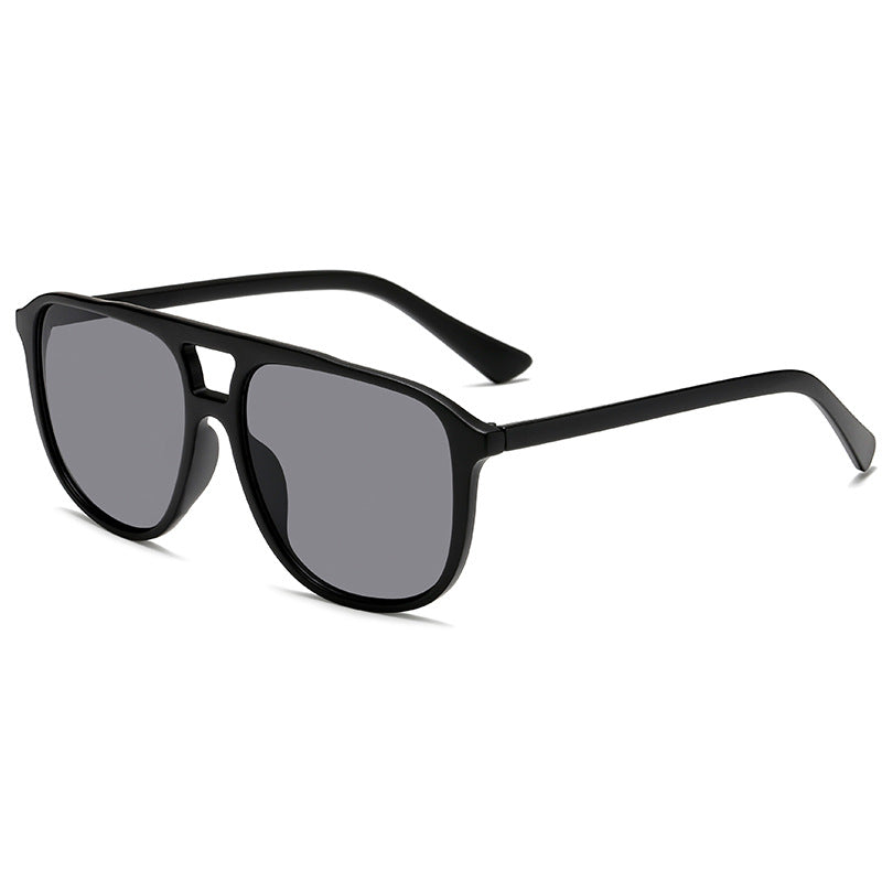 Women’s Fashion Sunglasses in Modern Design Bowlift
