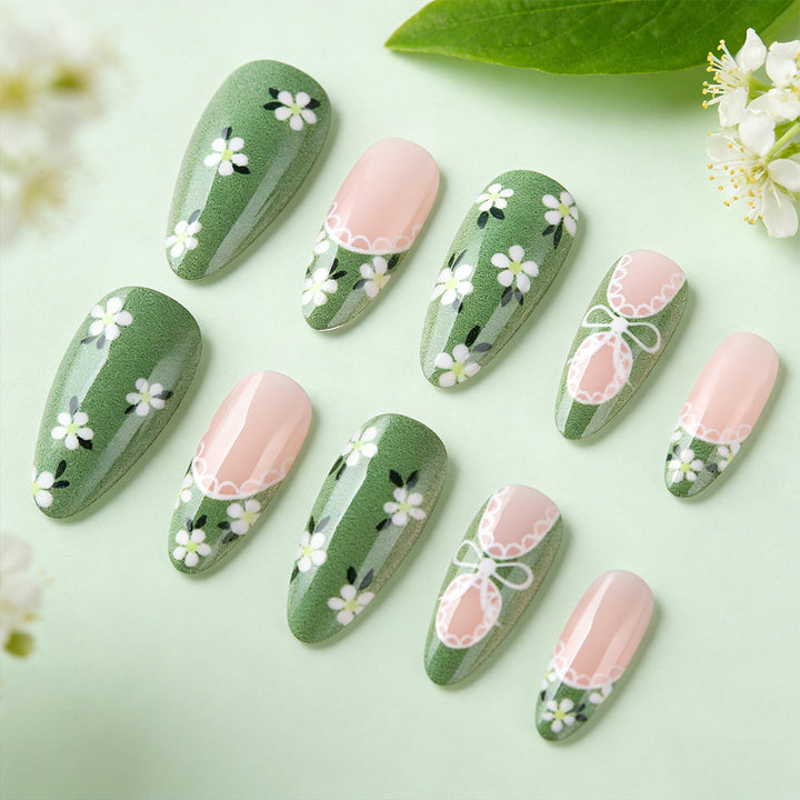 Floral Lace-Design Press-On Nails Bowlift