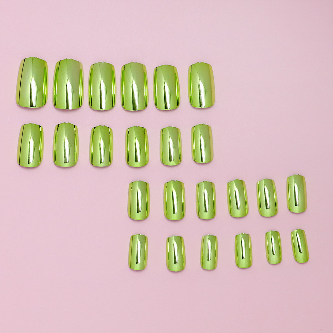 DIY Glossy Press-On Nails Bowlift