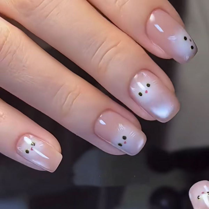 Cartoon-Themed Press-On Nails Bowlift