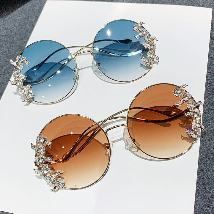 Women's fashion sunglasses with extravagant design and sparkling accents Bowlift