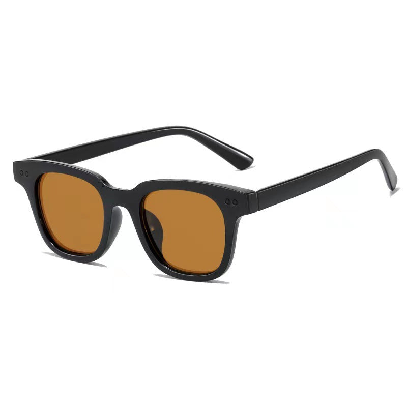 Women's fashionable retro sunglasses with sturdy plastic frame Bowlift