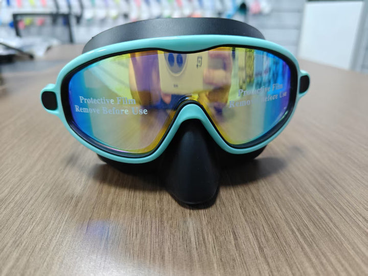 Safety goggles with anti-fog technology Bowlift