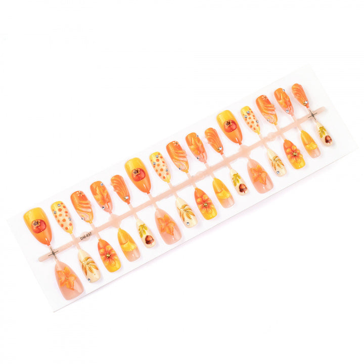 Artistic Autumn-Themed Press-On Nail Set