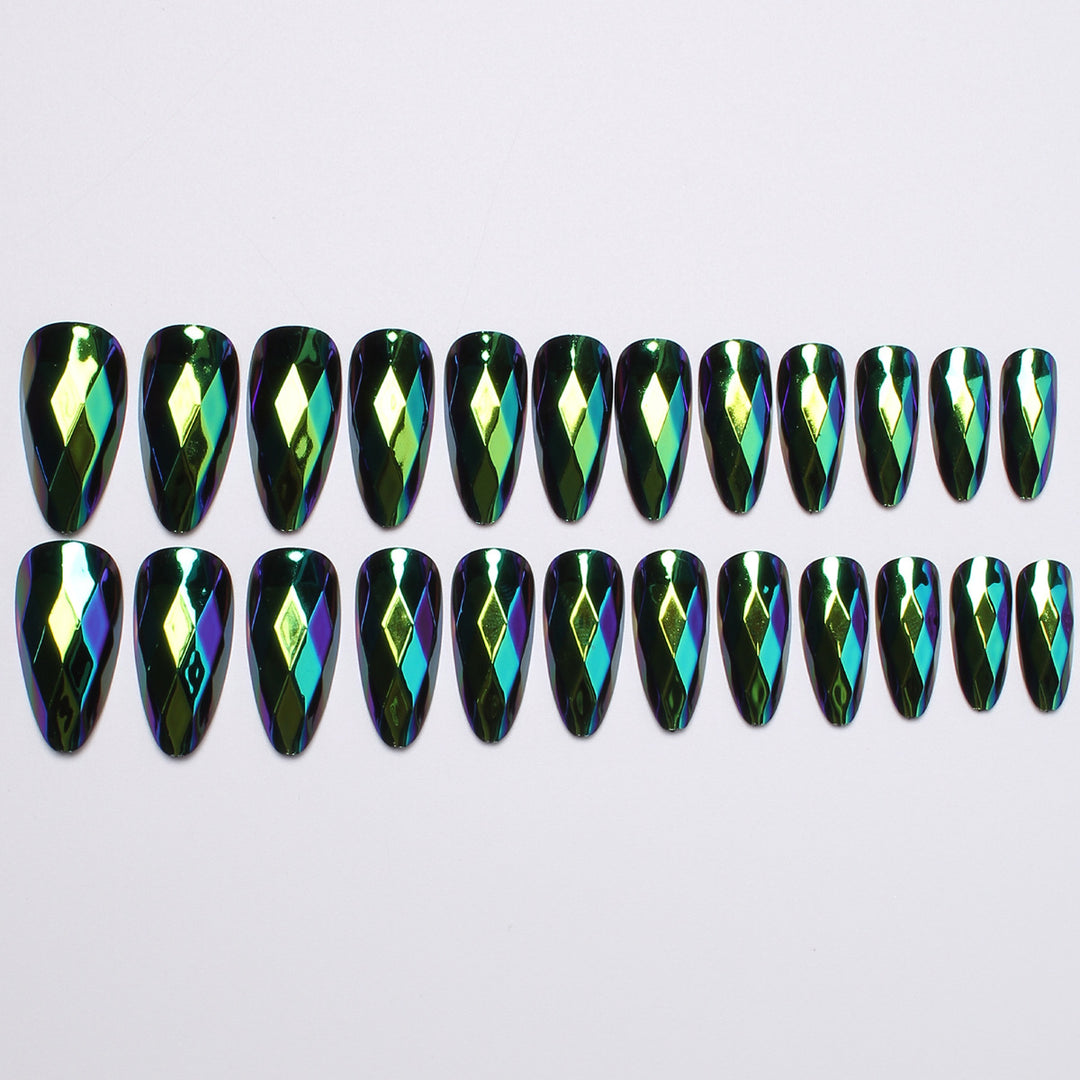 Diamond-Shaped Press-On Nail Set Bowlift