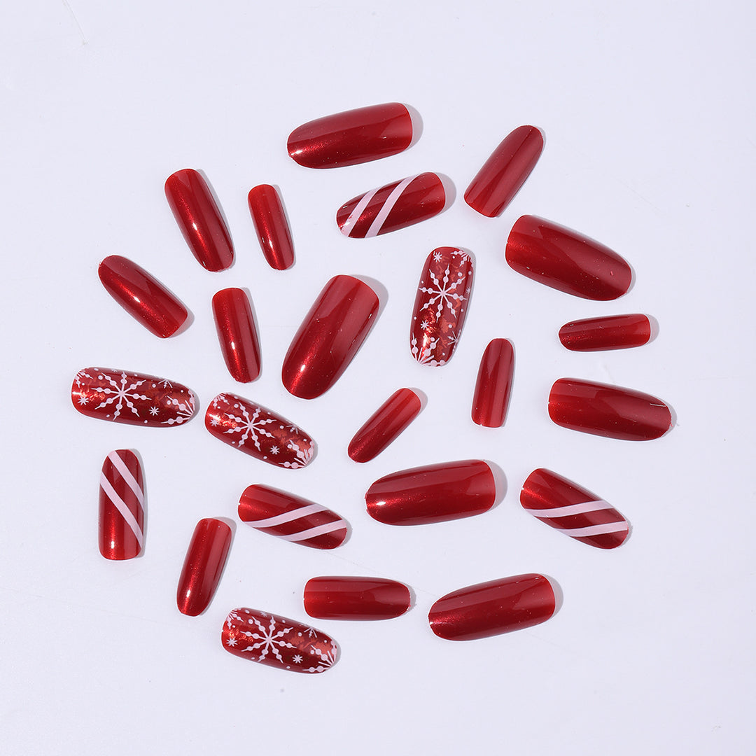 Creative Nail Art Set with winter motifs and glamorous glitter Bowlift