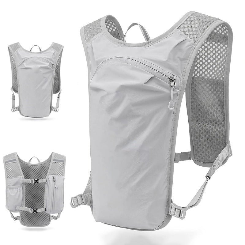 Sporty Hydration Backpack with Breathable Mesh Inserts Bowlift
