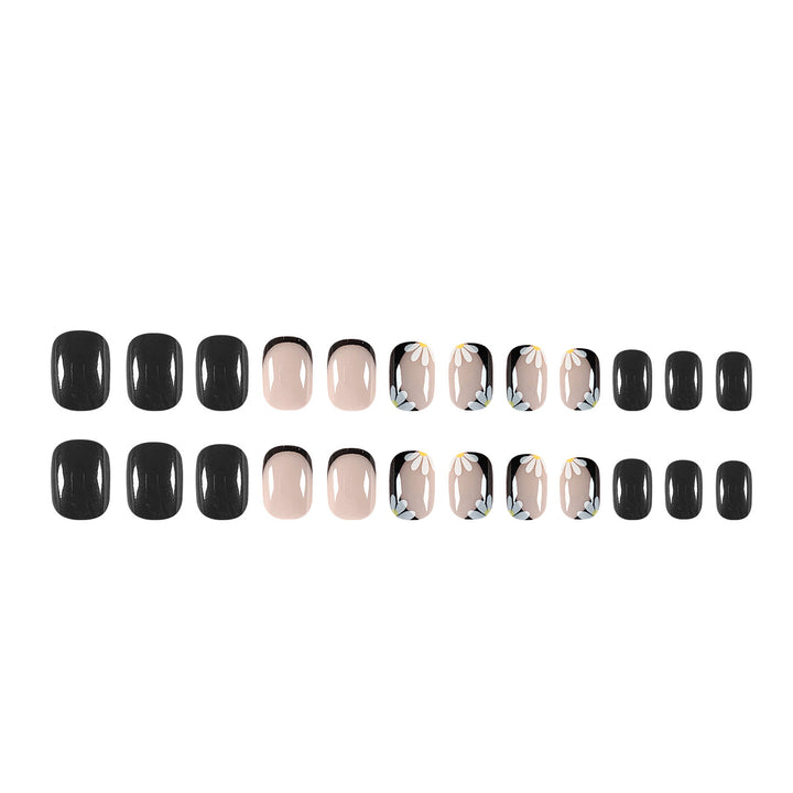 Elegant and creative nail art Bowlift