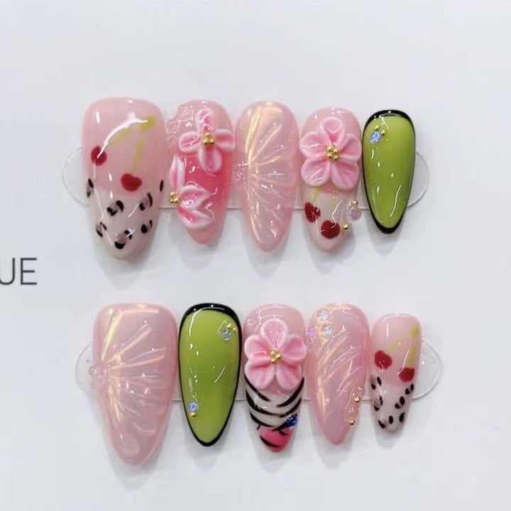 Artistic Floral-Embellished Press-On Nail Set Bowlift