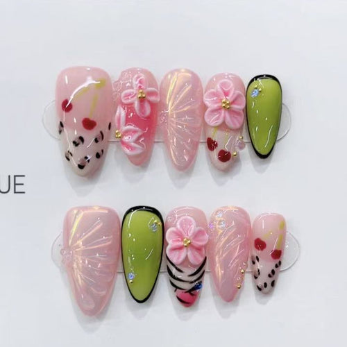 Artistic Floral-Embellished Press-On Nail Set Bowlift