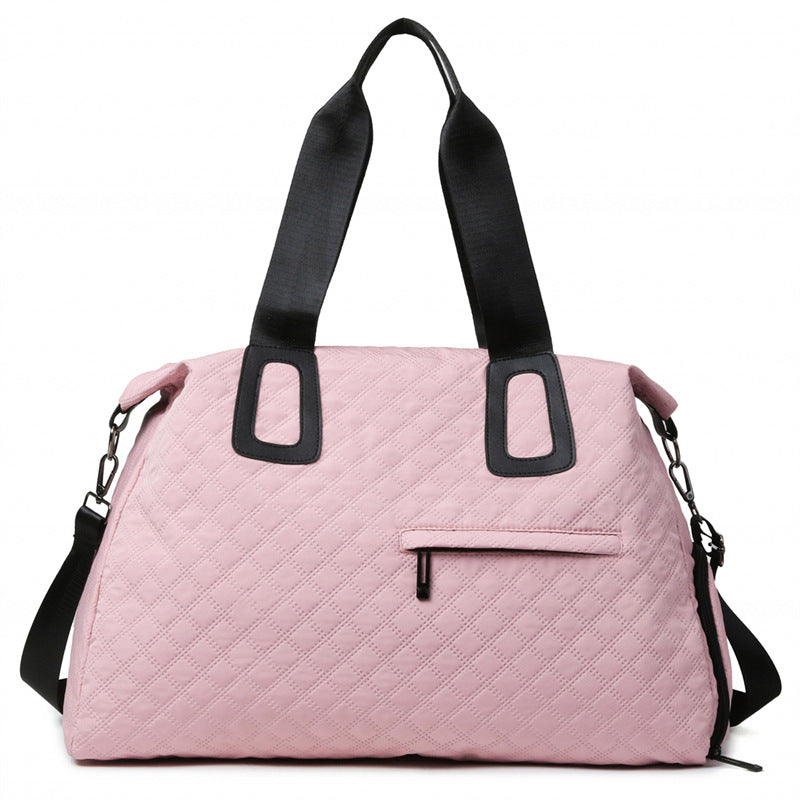 Elegant and Practical Weekender Bag Bowlift