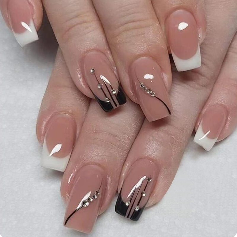 Elegant Press-On Nail Set with Artistic Design Bowlift