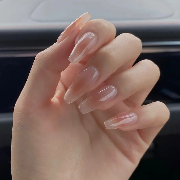 High-gloss artificial nails with rose effect Bowlift